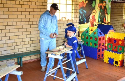 Оформление зон профориентации в ДОУ  галерея 8