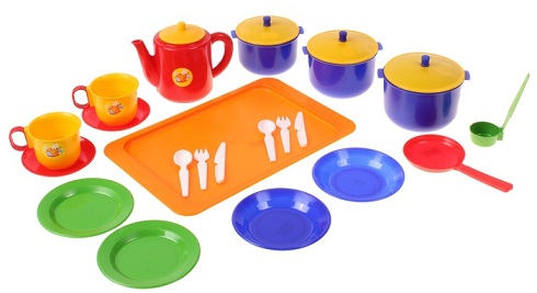 Набор посуды для кукол "Хозяюшка" 609691
