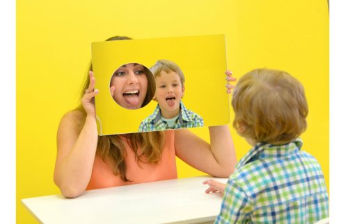 ЗЕРКАЛО ЛОГОПЕДИЧЕСКОЕ С ОТВЕРСТИЕМ 1-016И