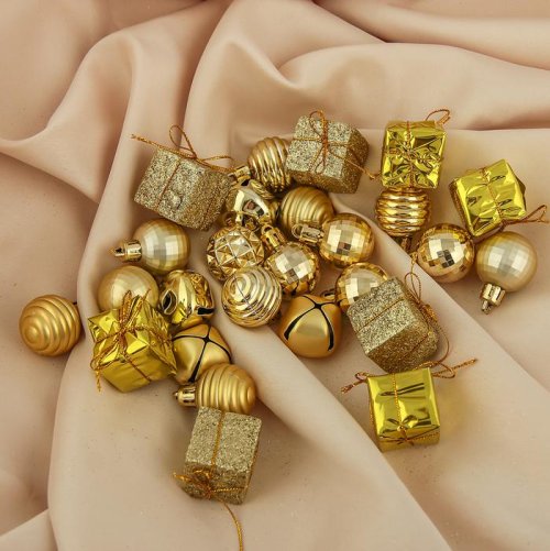 Набор украшений пластик 26 шт Треугольник золото           3276671