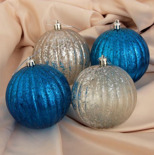 Новогодние шары Бело-синий Орфей (набор 4 шт.)            1050738