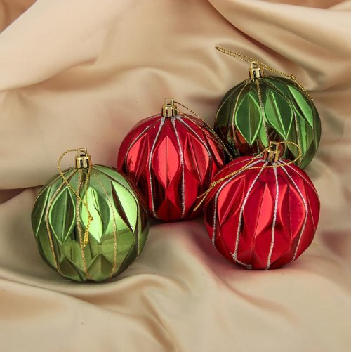Набор шаров пластик d-8 см 4 шт Диона зелено-красный         3259850
