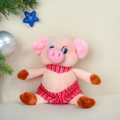 Мягкая игрушка "Поросёнок в полосатых шортиках и повязке" 15 см        3138631С