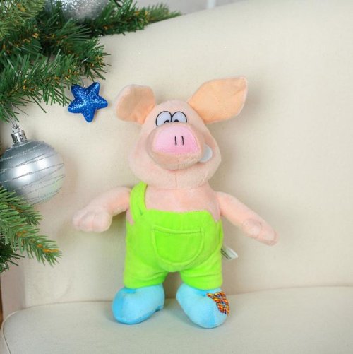 Мягкая игрушка "Свинюшка в комбинезончике"        3138695С